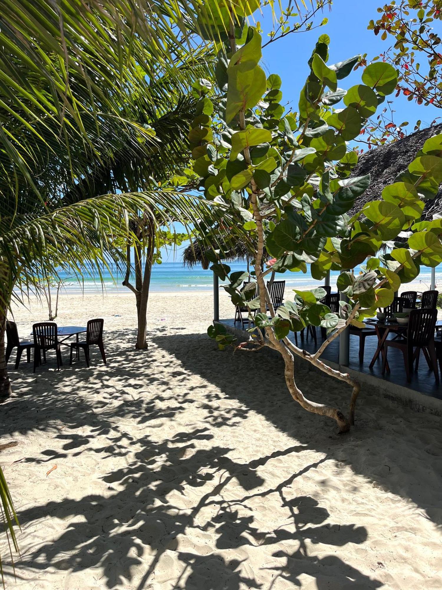 Robinson Beach Bungalow Vinh Hoa المظهر الخارجي الصورة