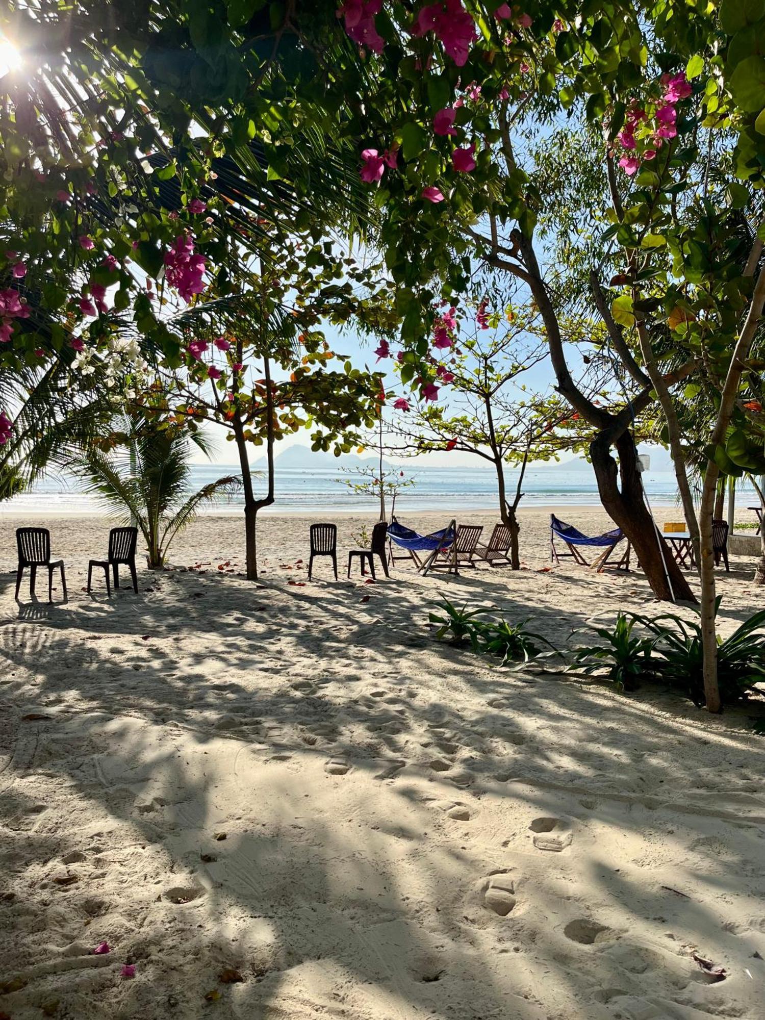 Robinson Beach Bungalow Vinh Hoa المظهر الخارجي الصورة